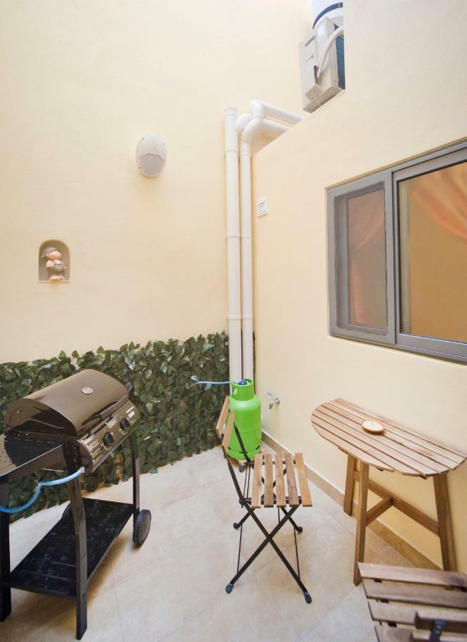 Sliema Duplex 1 Bedroom Apartment - Sleeps 4 Extérieur photo
